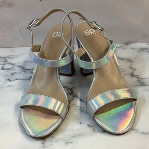 New BP Sandals Women's Size 8 in an Opalescent color
